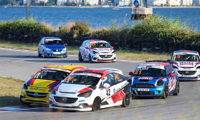 Körfez’de renkli hafta sonu