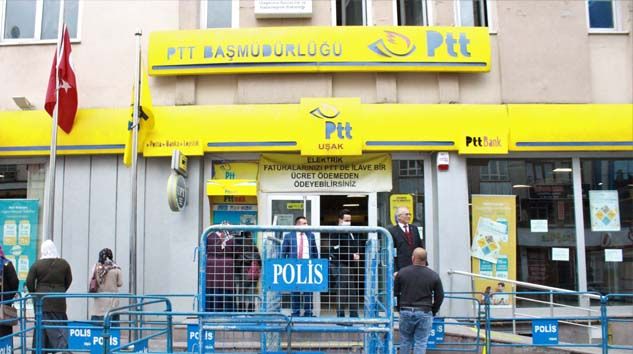 Tedbirler işe yardı, PTT önünde yoğunluk azaldı