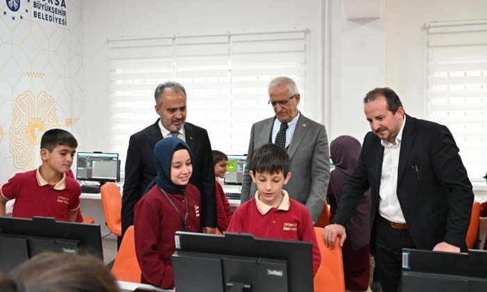 Okullara teknolojik destek