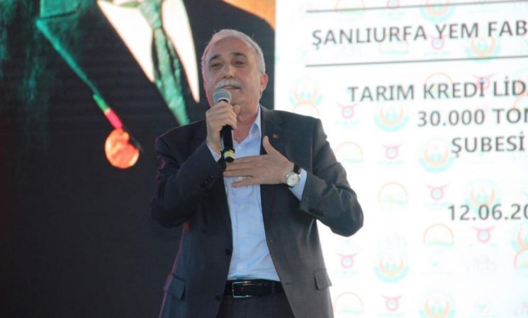 Fakıbaba partisinden ve milletvekilliğinden istifa etti Fakıbaba partisinden ve milletvekilliğinden istifa etti