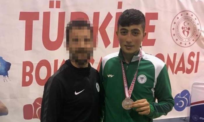 Dur ihtarına uymayan araçta vurulan genç yaşam mücadelesini kaybetti