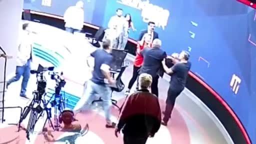 Gazeteci Latif Şimşek’i darbeden sanık hakkında tahliye kararı