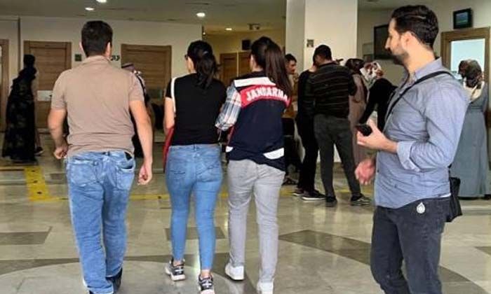 Dağda terörist, şehirde öğretmen yakalandı