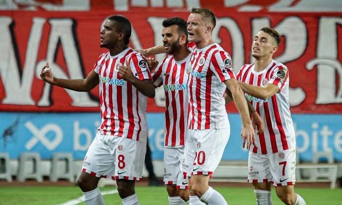 Antalyaspor altı hafta sonra 3 puan kazandı