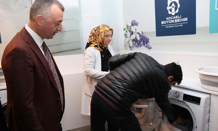 Kocaeli’de üniversite öğrencileri kent çamaşırhanesinde ücretsiz hizmet alacak