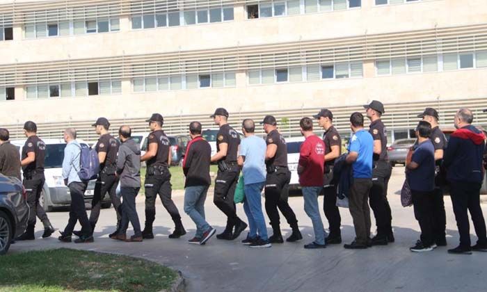 FETÖ operasyonunda yakalanan 102 şüpheliden, 32’sine tutuklama