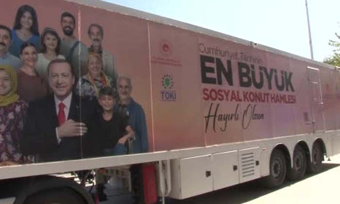 TOKİ, tanıtım aracının rotasını Sincan’a çevirdi