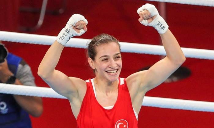 Milli sporcu Buse Naz Çakıroğlu’ndan altın madalya