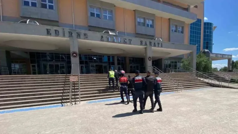 Edirne’de sınır hattında DEAŞ, PKK ve FETÖ şüphelileri yakalandı