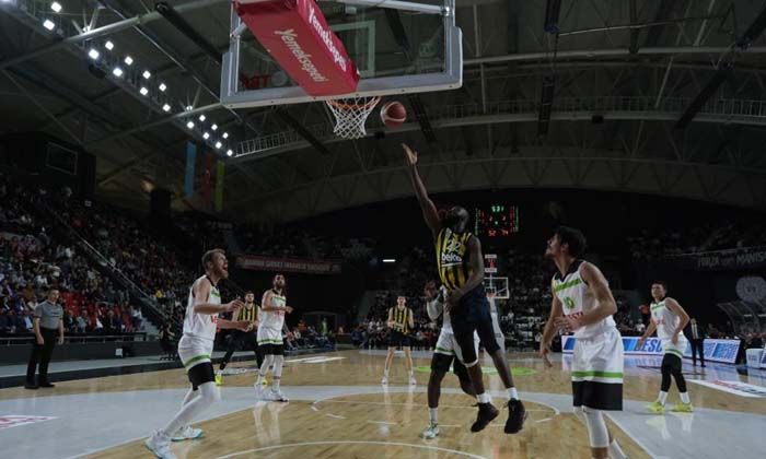 Manisa BBSK: 58 – Fenerbahçe Beko: 93