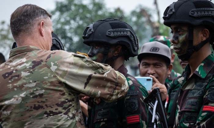 ABD İndirme Tümeni, 80 yıl sonra Avrupa topraklarında tatbikata başladı