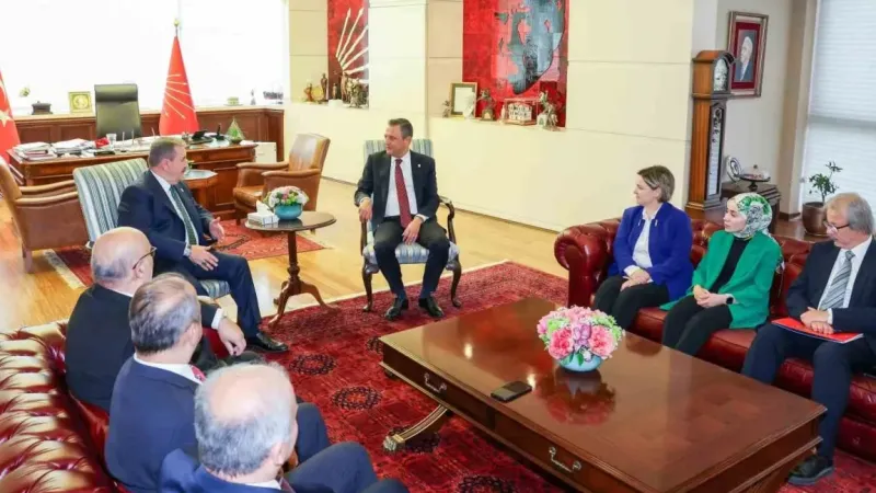 BBP lideri Destici’den CHP lideri Özgür Özel’e ziyaret
