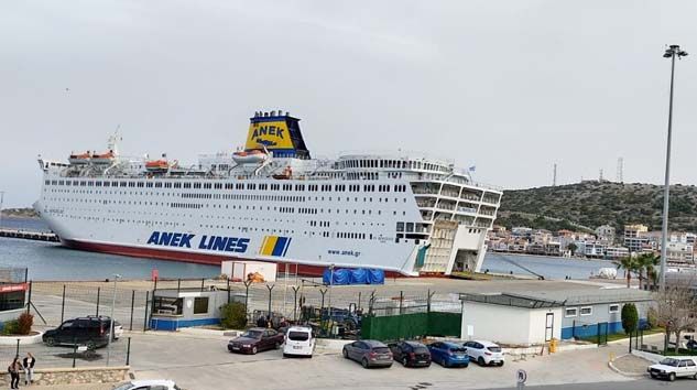 160 Türk mürettabatın bulunduğu kruvaziyer, Pire’de karantinada