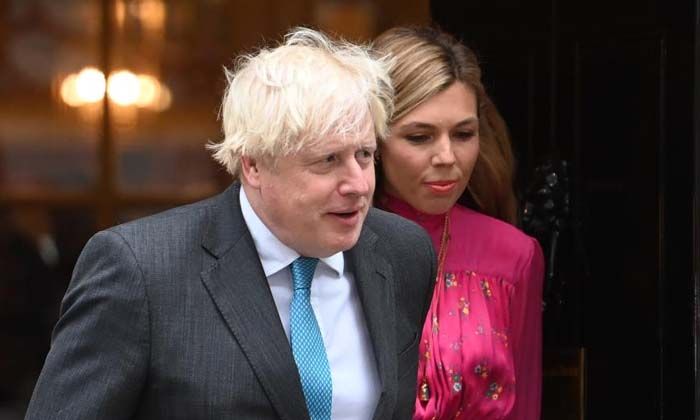 Johnson başbakanlık yarışından çekildi