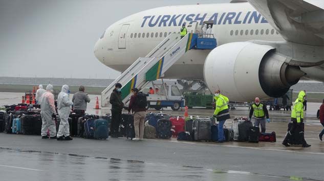 Kuveyt’ten iki günde 644 Türk işçi Türkiye’ye getirildi