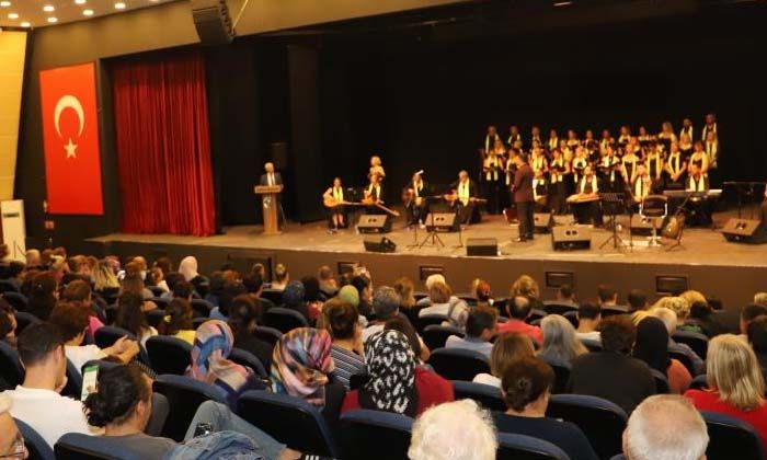 Neşet Ertaş, sevilen türküleriyle anıldı