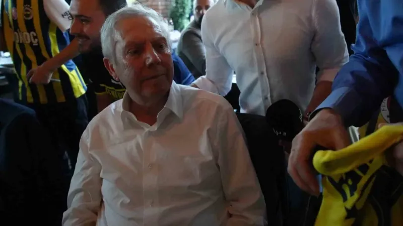 Aziz Yıldırım: “Fenerbahçe’nin şampiyon olması için bütün rahatımı bozdum aday oldum”