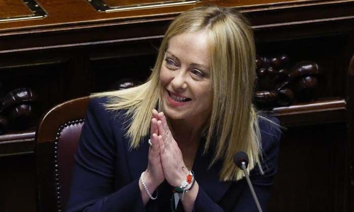 İtalya’da Meloni hükümeti ilk güvenoyunu aldı