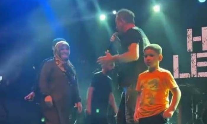 Haluk Levent konserde kaybolan çocuğun annesine ulaşmak için beste yaptı