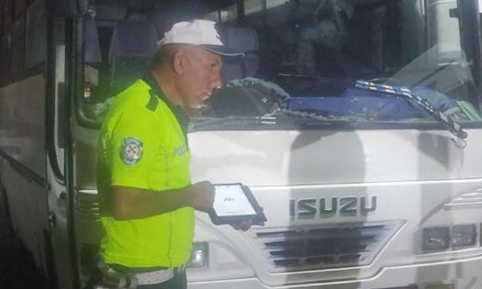 Minibüs tavanında yolculuğa 9 bin 517 lira para cezası