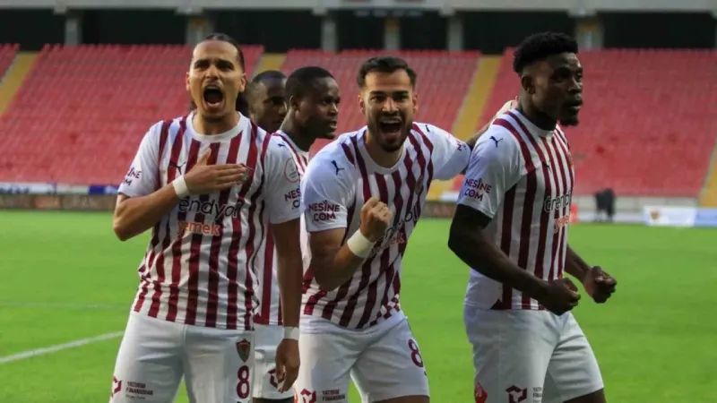 Hatayspor, Çaykur Rizezpor'u yendi kümede kaldı