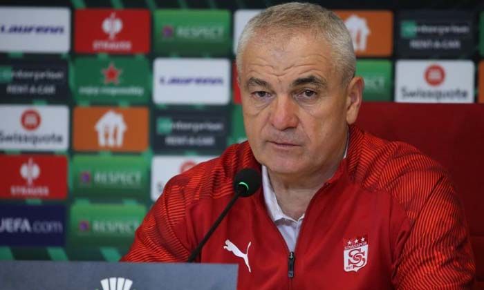 Rıza Çalımbay: “Takımımla gurur duyuyorum”