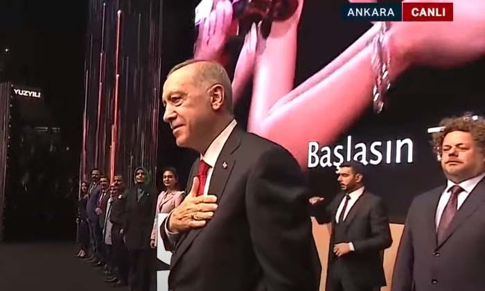 Erdoğan, “Türkiye Yüzyılı” temalı belgeyi açıkladı