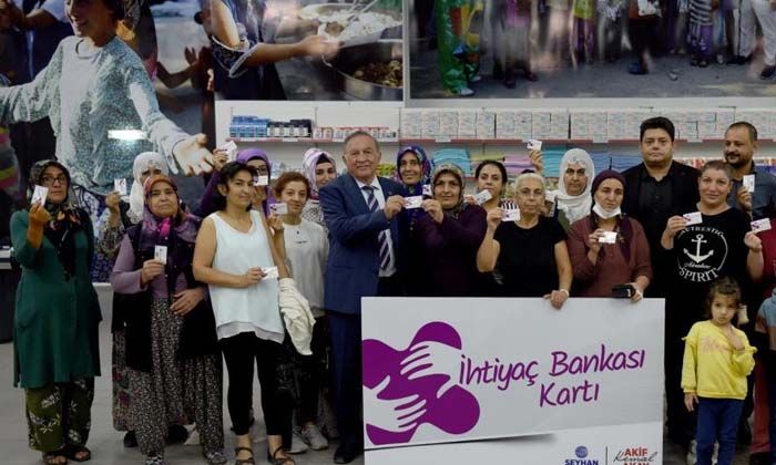 Adana’da ihtiyaç sahipleri için “İhtiyaç Bankası” açıldı