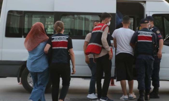 FETÖ zanlıları Yunanistan’a kaçamadan yakayı ele verdi