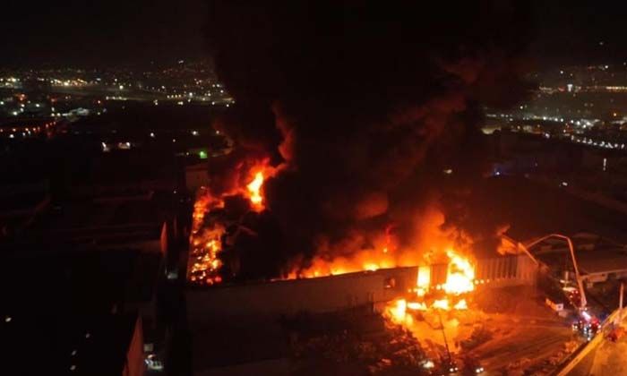 Bursa’da tekstil fabrikasında büyük yangın