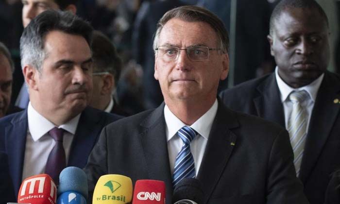 Brezilya’da seçimleri kaybeden Bolsonaro iki gün sonra sessizliğini bozdu