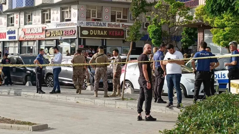 Çatışma ortasında kalan Vali Kızılkaya: "Güvenlik güçlerimizin kısa sürede olaya müdahale imkanı olmuştur"