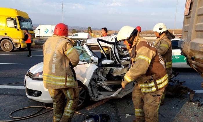 İstanbul Silivri’de kaza yapan araçta Ensar Cimit ve Ersan Uzun hayatını kaybetti