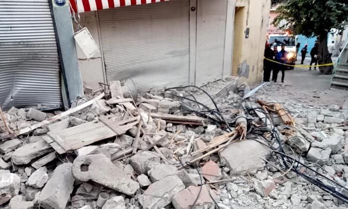 İzmir deprem sonrası beşik gibi sallanıyor