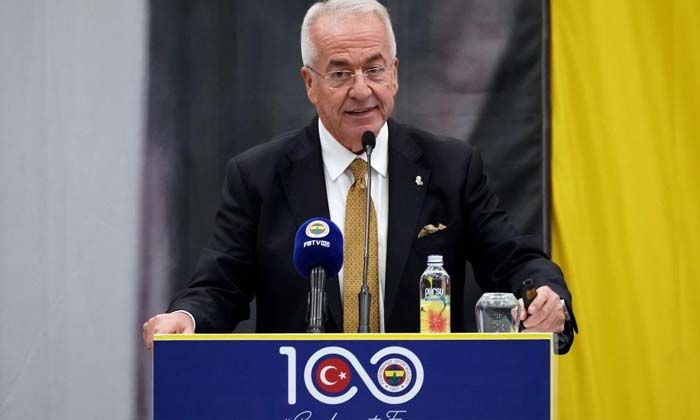 Erol Bilecik: Mikrofonların önünde büyüğüz demekle büyük olunmuyor