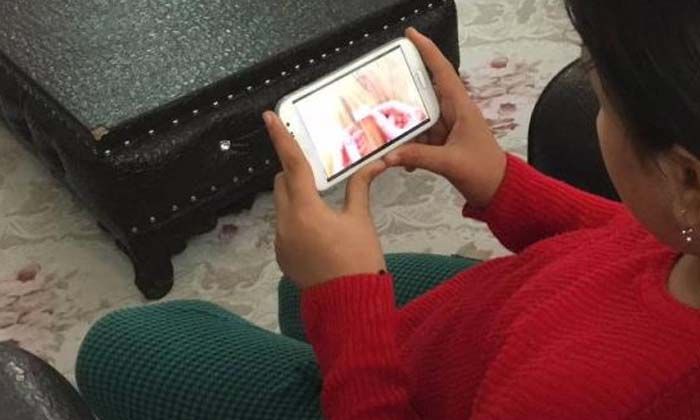 Psikologlar “Telefon kullanım yaşı düştü” diyerek aileleri uyarıyor