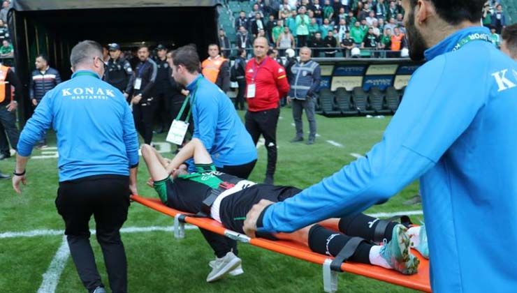 Sevinen taraftarın sakatladığı futbolcu gözyaşlarına boğuldu