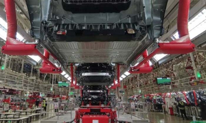 Tesla, Fremont fabrikasını canlandırmak için Çinli çalışanlarını ABD’ye götürüyor