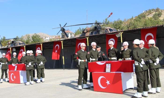 Pençe-Kaplan şehitleri son yolculuğuna uğurlandı