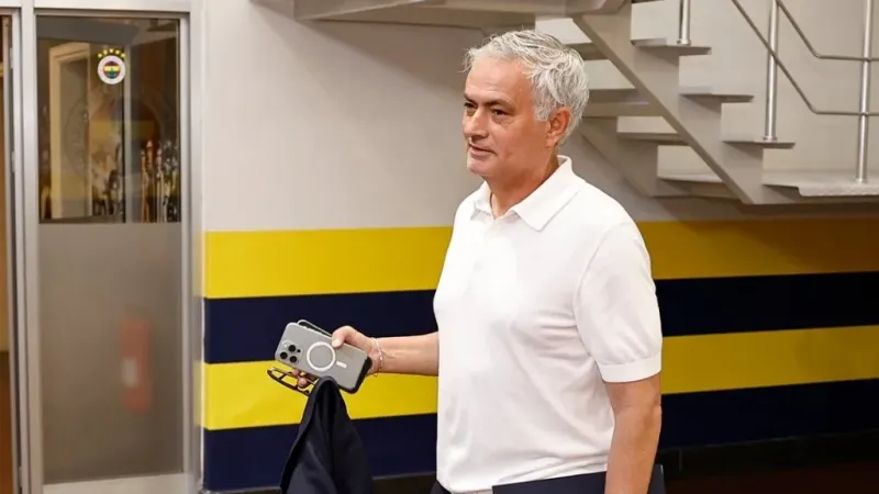 Mourinho, Can Bartu Tesisleri’ni gezdi Mourinho, Can Bartu Tesisleri’ni gezdi