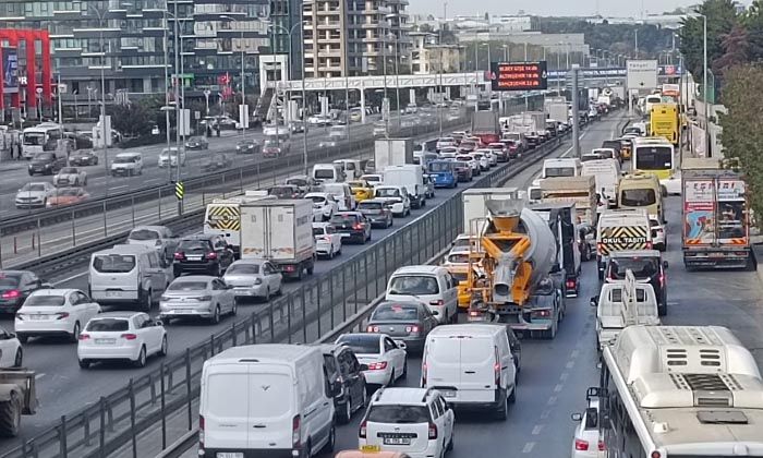 İTO’daki seçim İstanbul’da trafiğe yol açtı