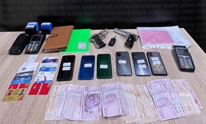 Sahte şirket üzerinden 384 kişiyi dolandıran 3 kişilik şebeke çökertildi