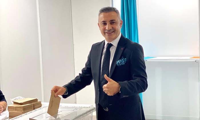 Hakan Akdoğan, İTO’da rekor oyla seçimi kazandı