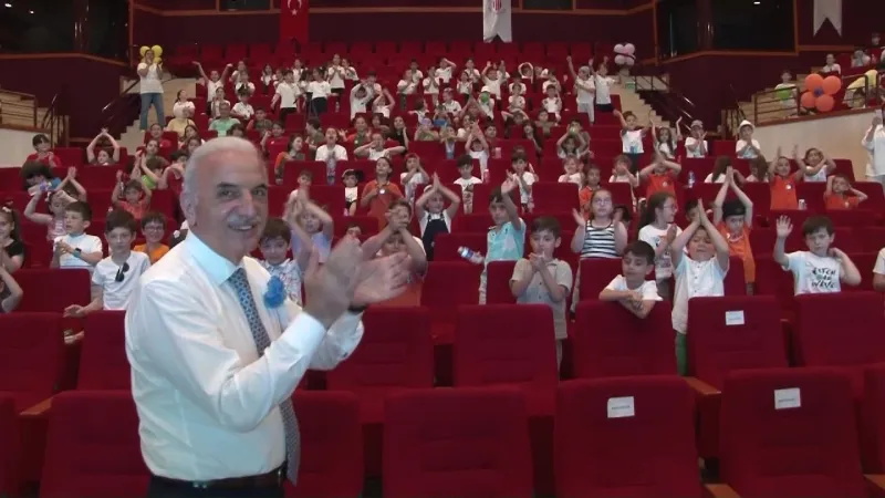 Ümraniye Belediyesi’nden ’Dünya Çevre Günü’ etkinliği Ümraniye Belediyesi’nden ’Dünya Çevre Günü’ etkinliği