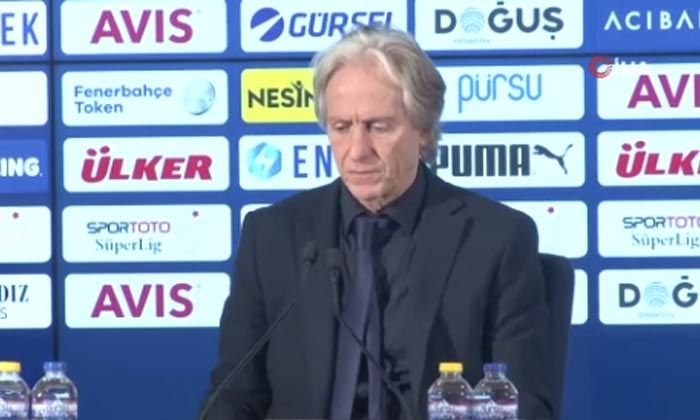 Jesus: Futbolcular taraftarın verdiği destek sayesinde içeri özgüvenle girdi