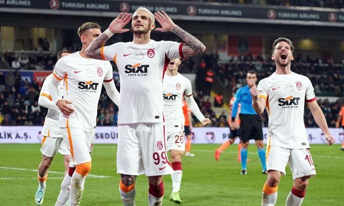 Galatasaray’dan Başakşehir’e tarihi fark