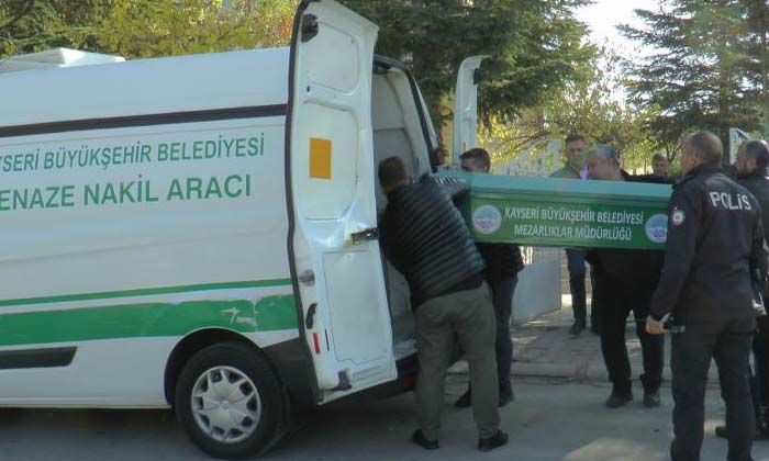 Kayseri’de bir evde yaşlı çiftin cesedi bulundu