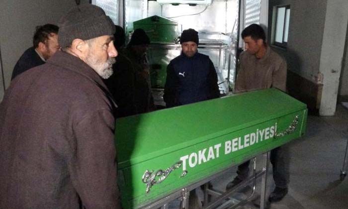 Tokat’ta 3 kişi tabanca ile vurulmuş olarak bulundu