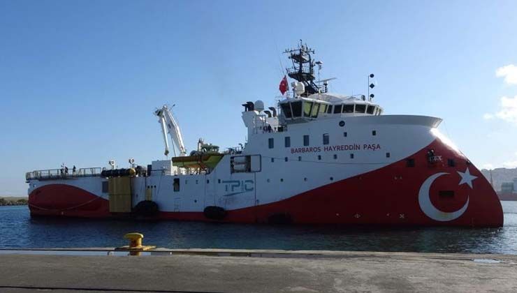 Barbaros Hayrettin Paşa, Trabzon Limanı’nda emir bekliyor