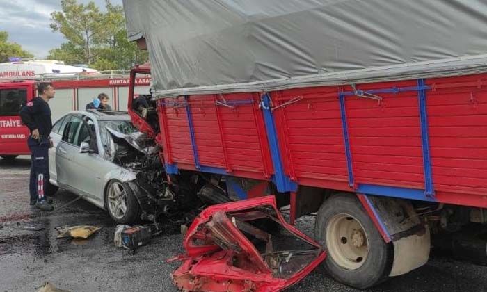 Antalya’daki kazada Emine Halıcı ve Merve Özdemir hayatını kaybetti